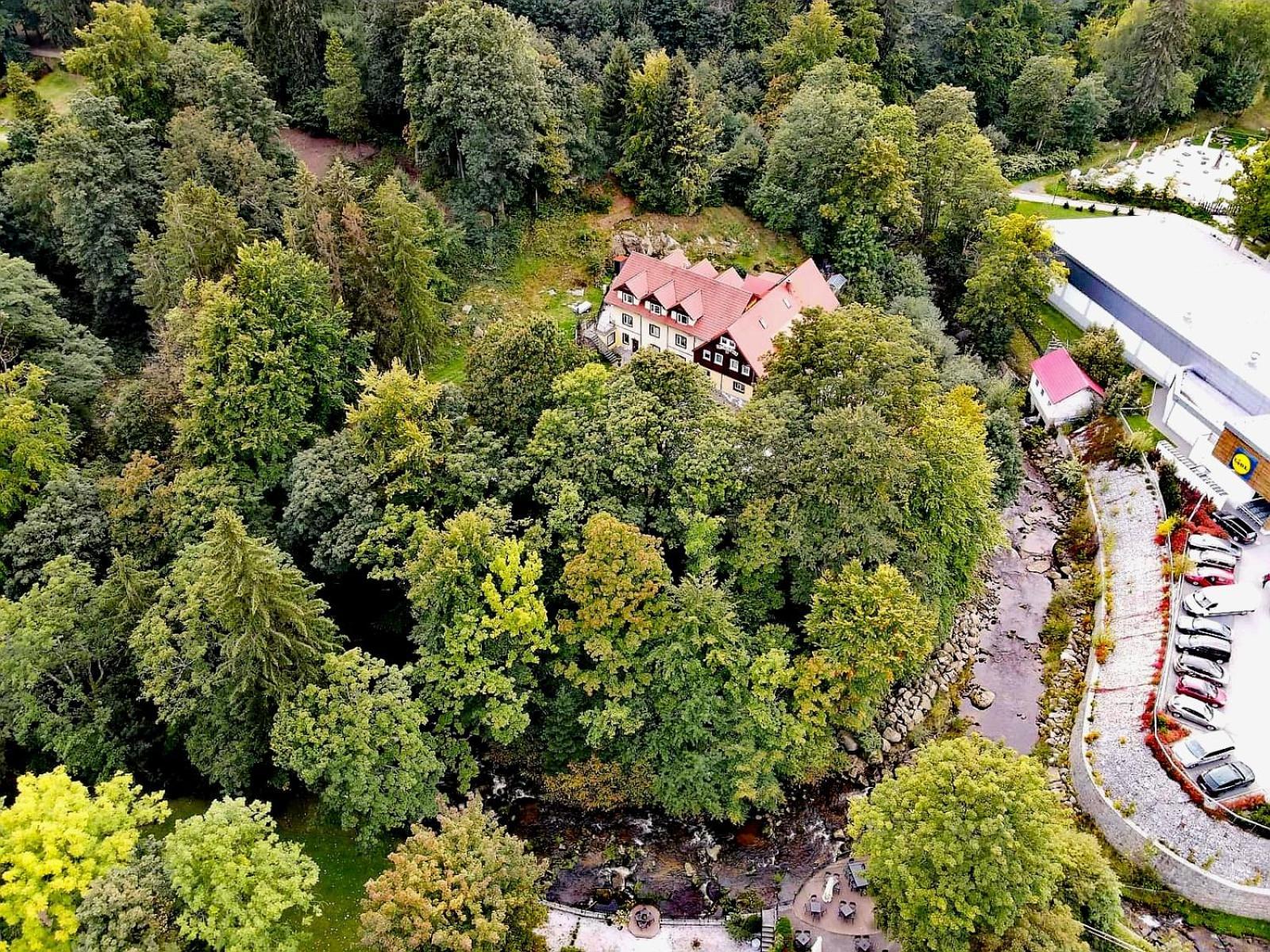 Frühstückspension Harmont Montis- Dawna Zajacowka- Idealna Lokalizacja - Lesna Enklawa W Centrum Miasta! Sauna, Masaze, Zabiegi Spa! Schreiberhau